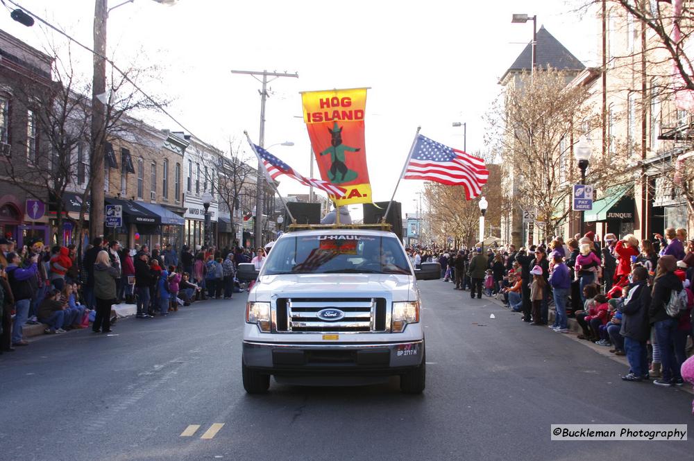 Mayors Christmas Parade -  Division 1, 2011\nPhotography by: Buckleman Photography\nall images ©2011 Buckleman Photography\nThe images displayed here are of low resolution;\nReprints available,  please contact us: \ngerard@bucklemanphotography.com\n410.608.7990\nbucklemanphotography.com\n3224.jpg