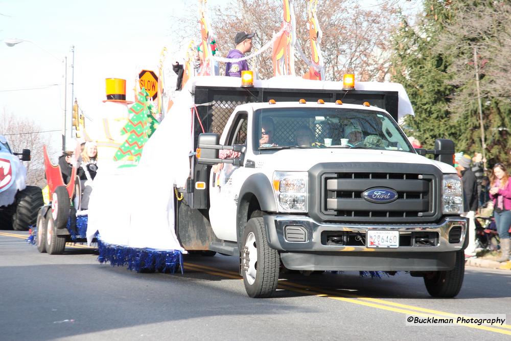 42nd Annual Mayors Christmas Parade Division 1 2015\nPhotography by: Buckleman Photography\nall images ©2015 Buckleman Photography\nThe images displayed here are of low resolution;\nReprints & Website usage available, please contact us: \ngerard@bucklemanphotography.com\n410.608.7990\nbucklemanphotography.com\n7569.jpg