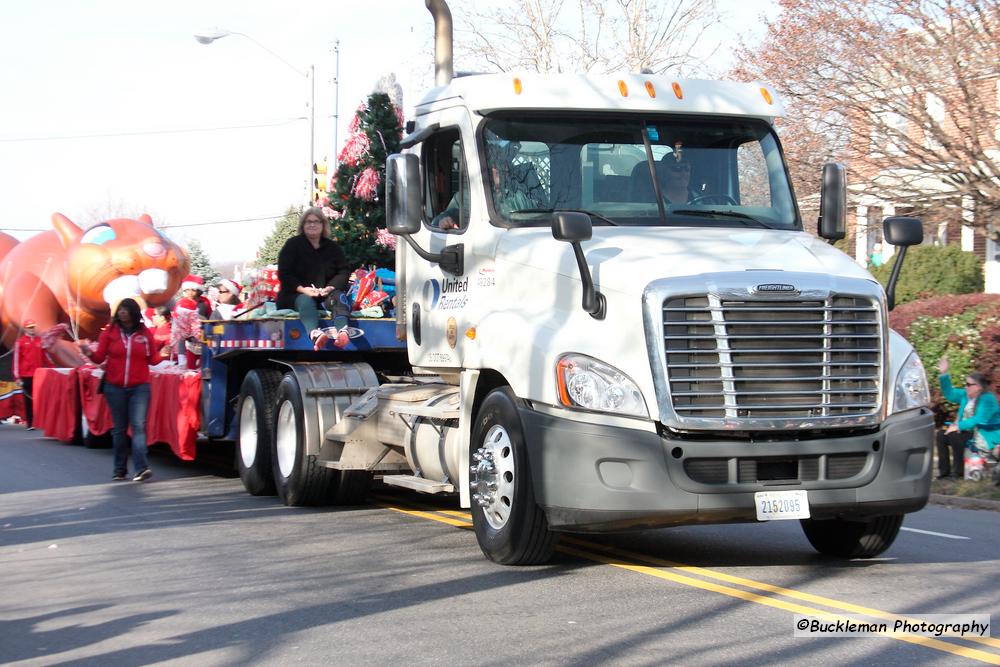 42nd Annual Mayors Christmas Parade Division 1 2015\nPhotography by: Buckleman Photography\nall images ©2015 Buckleman Photography\nThe images displayed here are of low resolution;\nReprints & Website usage available, please contact us: \ngerard@bucklemanphotography.com\n410.608.7990\nbucklemanphotography.com\n7702.jpg