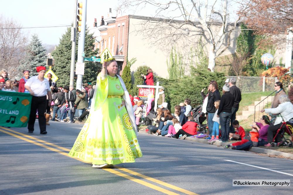 42nd Annual Mayors Christmas Parade Division 1 2015\nPhotography by: Buckleman Photography\nall images ©2015 Buckleman Photography\nThe images displayed here are of low resolution;\nReprints & Website usage available, please contact us: \ngerard@bucklemanphotography.com\n410.608.7990\nbucklemanphotography.com\n7718.jpg
