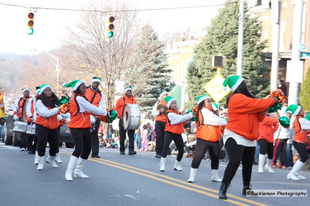 42nd Annual Mayors Christmas Parade Division 2 2015\nPhotography by: Buckleman Photography\nall images ©2015 Buckleman Photography\nThe images displayed here are of low resolution;\nReprints & Website usage available, please contact us: \ngerard@bucklemanphotography.com\n410.608.7990\nbucklemanphotography.com\n7843.jpg