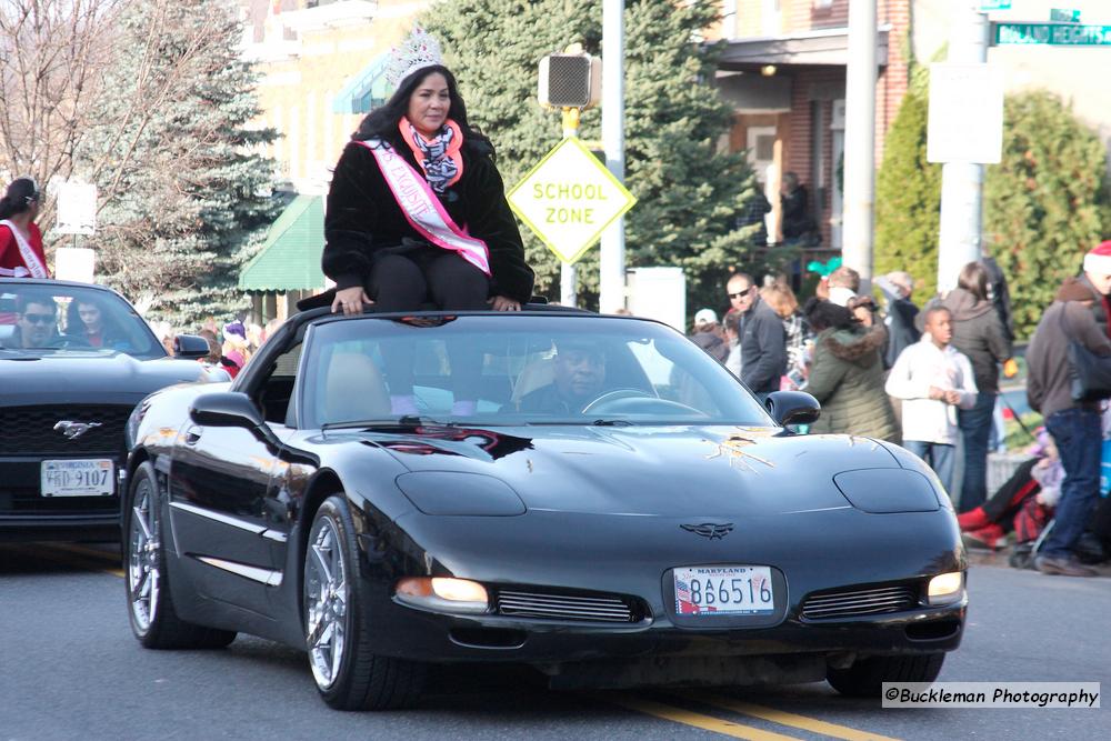 42nd Annual Mayors Christmas Parade Division 2 2015\nPhotography by: Buckleman Photography\nall images ©2015 Buckleman Photography\nThe images displayed here are of low resolution;\nReprints & Website usage available, please contact us: \ngerard@bucklemanphotography.com\n410.608.7990\nbucklemanphotography.com\n7907.jpg